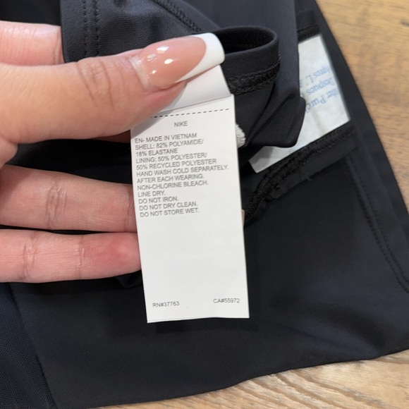 Nike Black Tankini Set - Picture 4 of 4